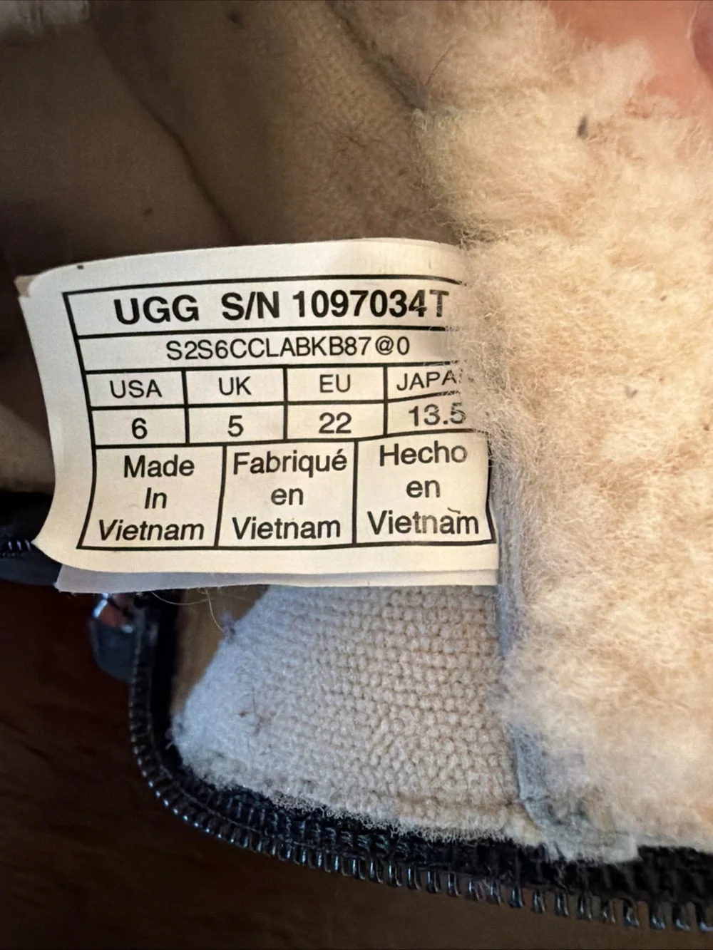 UGG Australia Toddler Little Girl Cuffed Boot T JORIE II, Black, size 6